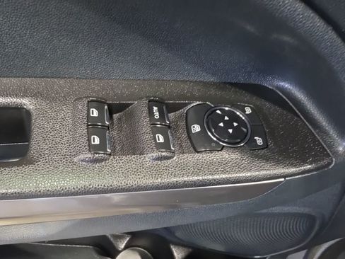 Used 2021 Ford EcoSport SE FWD image 18