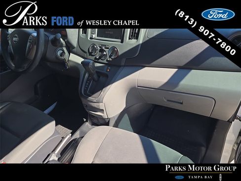 Used 2021 Nissan NV200 SV w/ Back Door Glass Package image 10