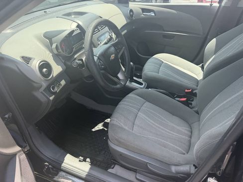 Used 2015 Chevrolet Sonic LT FWD image 11