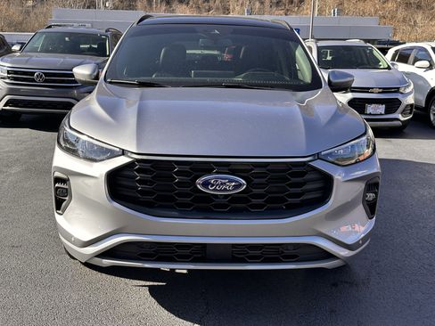 Used 2024 Ford Escape ST-Line Elite w/ Premium Technology Package image 29