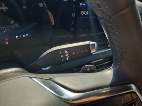 Used 2026 Chevrolet Equinox LT FWD image 19
