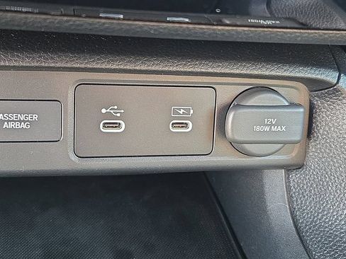 Used 2025 Honda Civic Sport image 24