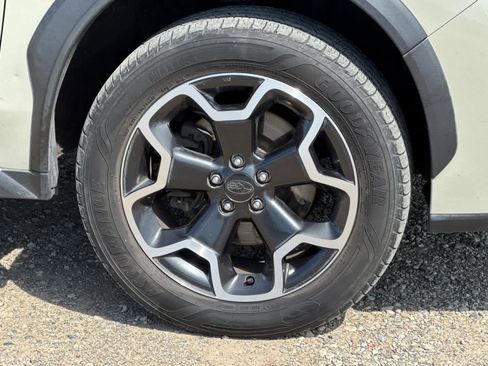 Used 2015 Subaru Crosstrek 2.0i Premium image 28