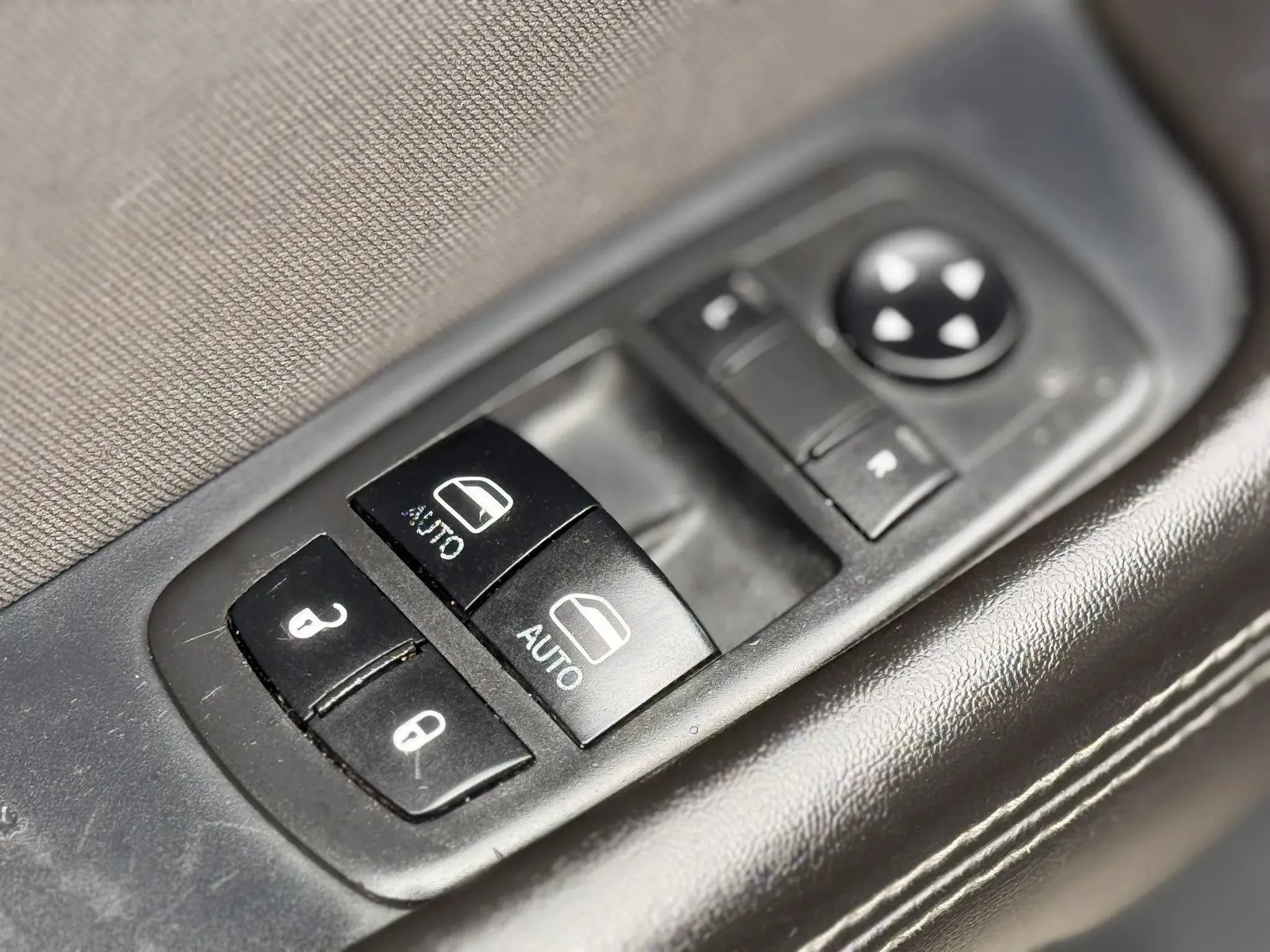 Used 2018 Dodge Challenger SXT RWD image 24