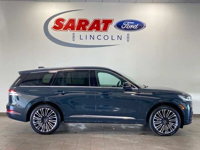 New 2026 Lincoln Aviator Black Label AWD/4WD image 1