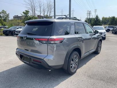 New 2026 Nissan Pathfinder SV