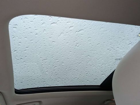 Certified 2018 Ford Edge Titanium w/ Equipment Group 301A image 19