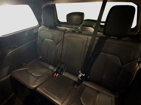 Used 2023 Ford Expedition Limited image 21