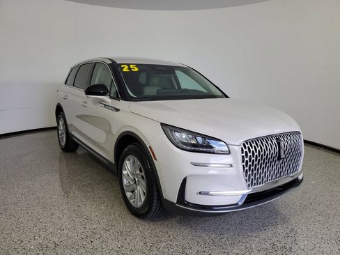 Certified 2024 Lincoln Corsair AWD image 30