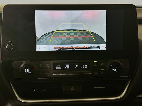 Used 2025 Toyota Grand Highlander FWD image 25