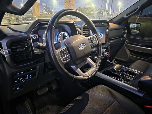 Used 2022 Ford F150 XLT w/ Equipment Group 302A High image 19