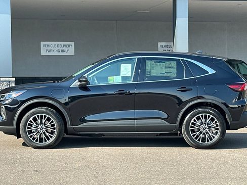 New 2025 Ford Escape Base w/ PHEV Premium Package image 6