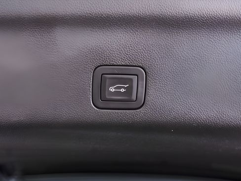 Used 2026 Chevrolet Tahoe RST w/ Comfort Package AWD/4WD image 44
