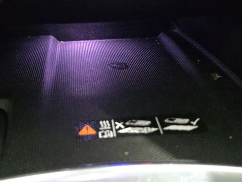 Used 2021 Buick Enclave Avenir w/ Avenir Technology Package image 27