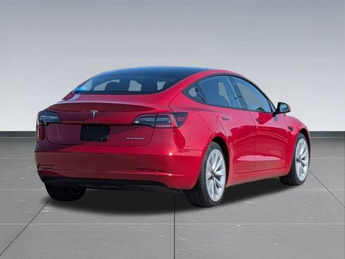 Used 2022 Tesla Model 3 Long Range AWD/4WD image 5