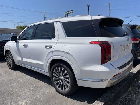 Used 2025 Hyundai Palisade Calligraphy FWD image 4