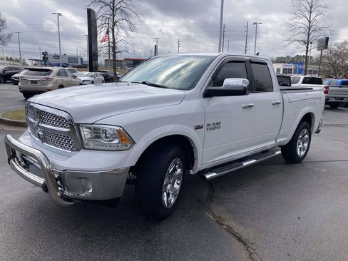 Used 2016 RAM 1500 Laramie w/ Convenience Group image 5