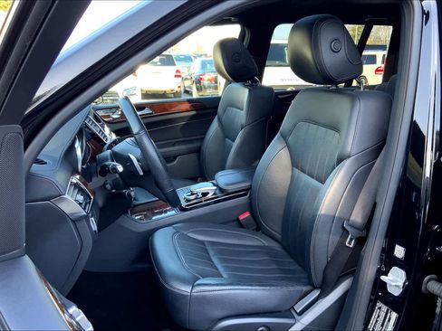 Used 2018 Mercedes-Benz GLS 450 4MATIC image 8