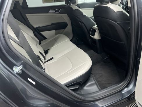 Certified 2023 Kia Sportage EX FWD image 28