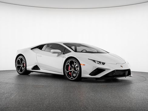 Used 2021 Lamborghini Huracan EVO RWD image 8