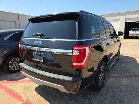 Used 2021 Ford Expedition XLT AWD/4WD image 5