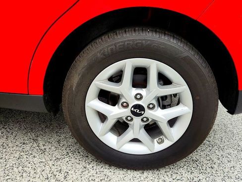 Used 2024 Kia Soul LX w/ Option Group 015 image 9