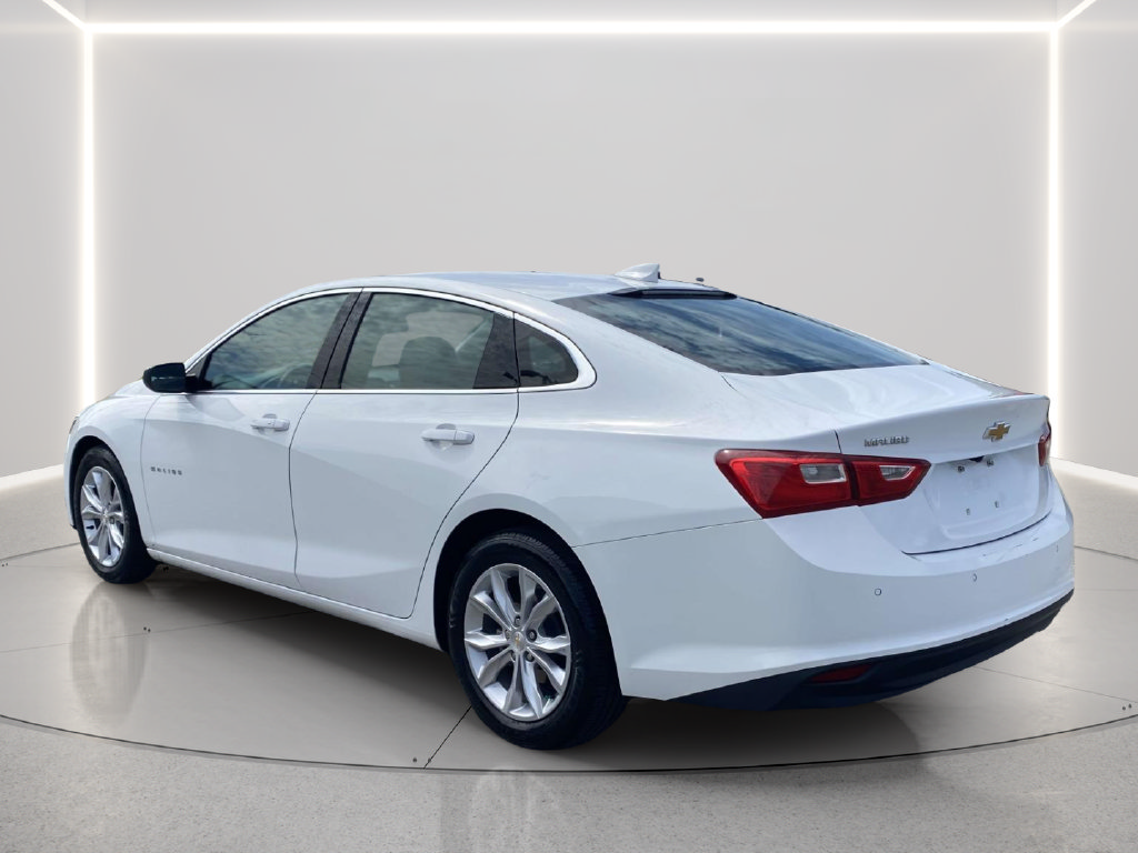 Used 2024 Chevrolet Malibu LT FWD image 3