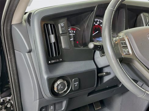 Used 2014 Honda Ridgeline Sport image 14