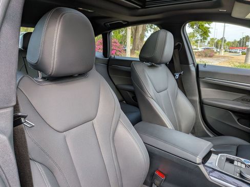 Used 2024 BMW i4 eDrive40 image 39