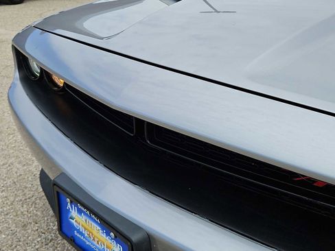 Used 2017 Dodge Challenger R/T Scat Pack w/ Dynamics Package RWD image 13