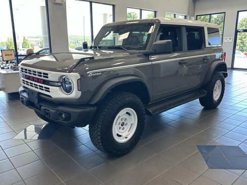 New 2026 Ford Bronco Heritage Edition AWD/4WD image 3