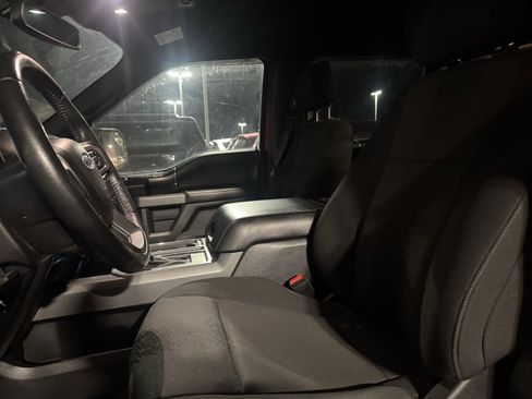 Used 2018 Ford F150 XLT w/ Equipment Group 302A Luxury image 3