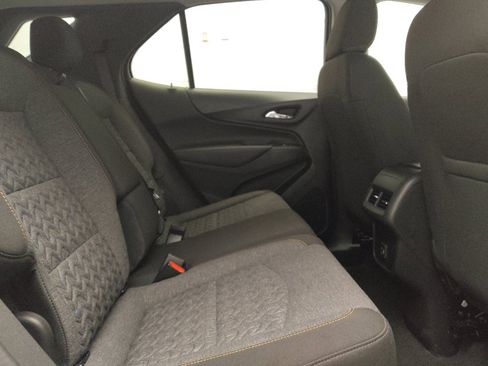 Used 2023 Chevrolet Equinox LT FWD image 19