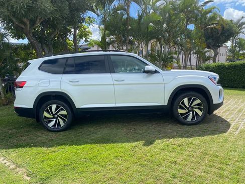 New 2026 Volkswagen Atlas SE image 8