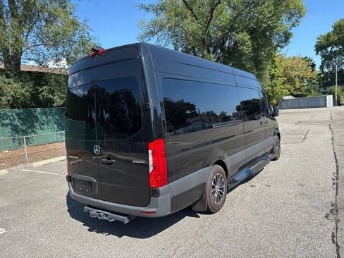 Used 2019 Mercedes-Benz Sprinter 170 w/ Driver Convenience Package image 7
