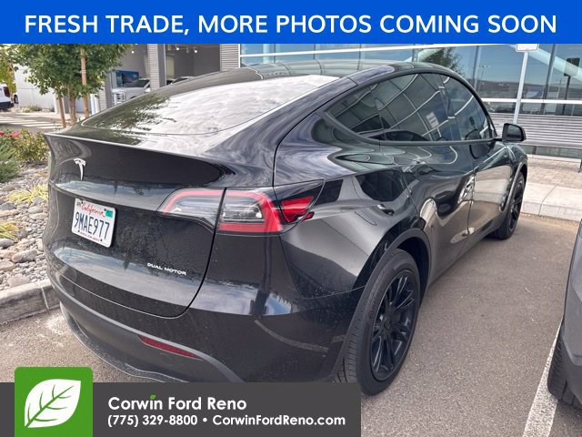 Used 2024 Tesla Model Y Long Range AWD/4WD image 7