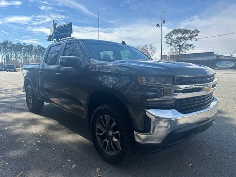 Used 2020 Chevrolet Silverado 1500 LT w/ All-Star Edition image 6
