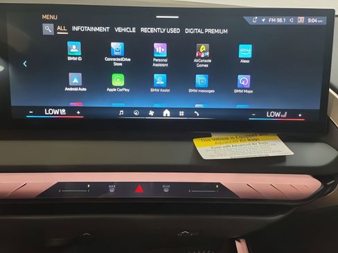 Used 2025 BMW X3 xDrive30i w/ Convenience Package image 13