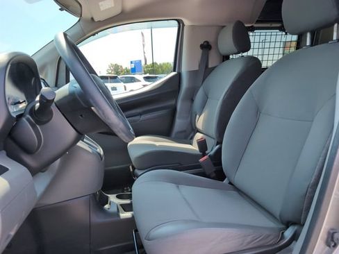 Used 2021 Nissan NV200 S w/ Sliding Door Glass Package FWD image 13
