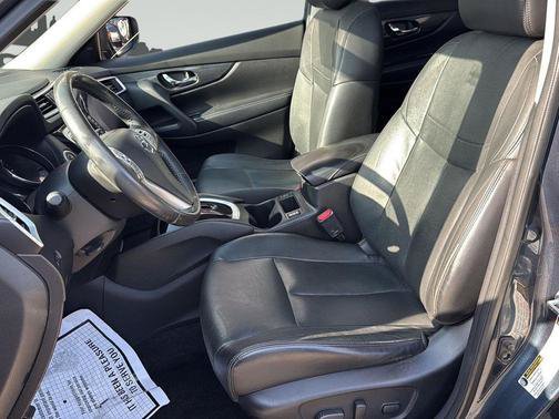 Used 2014 Nissan Rogue SL w/ SL Premium Package AWD/4WD image 13