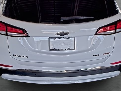 New 2023 Chevrolet Equinox RS w/ RS Leather Package AWD/4WD image 12