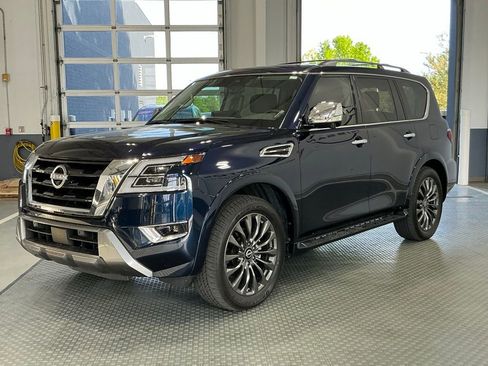 Used 2023 Nissan Armada Platinum w/ Captain's Chairs Package image 2