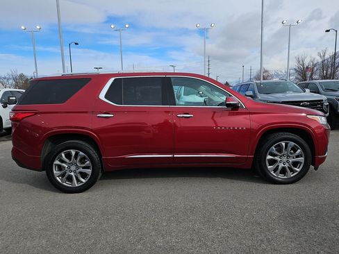 Used 2019 Chevrolet Traverse Premier w/ LPO, Floor Liner Package image 2