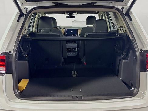 New 2025 Volkswagen Atlas SE image 20