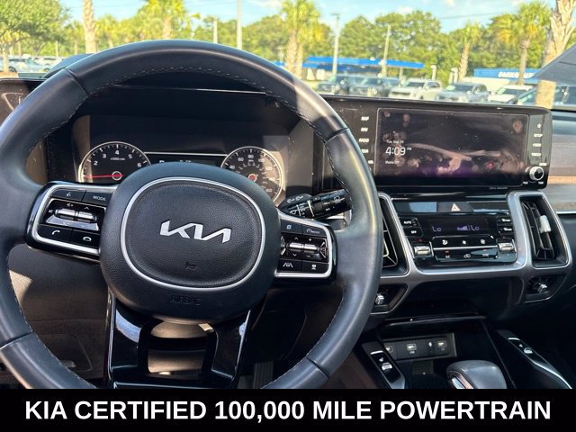 Certified 2023 Kia Sorento EX w/ Panoramic Sunroof Package FWD image 13