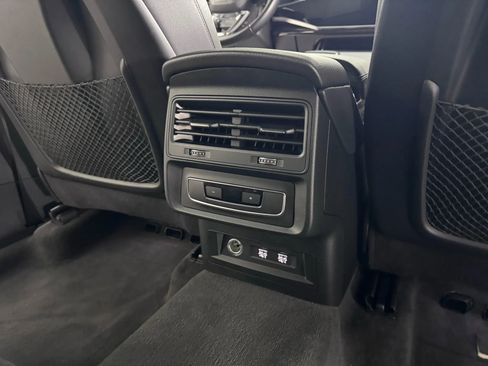 Used 2019 Audi Q8 Premium w/ Convenience Package image 15