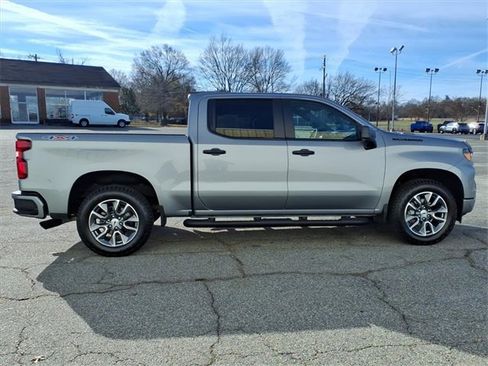 Certified 2024 Chevrolet Silverado 1500 Custom w/ Rally Edition image 6