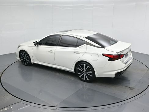 Used 2022 Nissan Altima 2.0 SR image 42