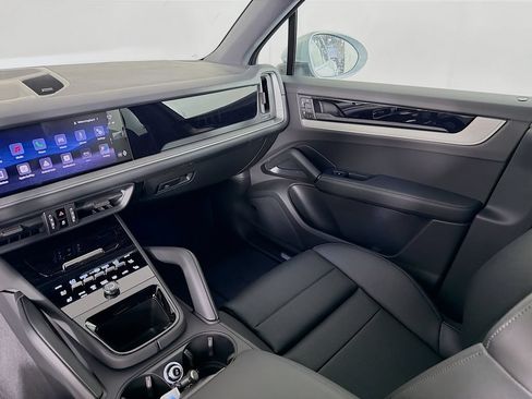 New 2026 Porsche Cayenne AWD/4WD image 26