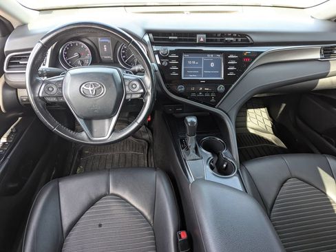 Used 2020 Toyota Camry SE FWD image 28